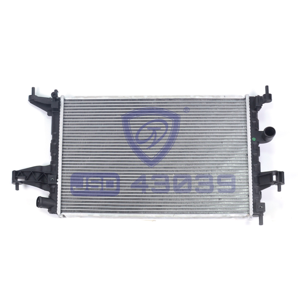 China Suppler Wholesale Price High Performance Aluminum Auto Radiator for Opel Astra G 98-Mt 1300198