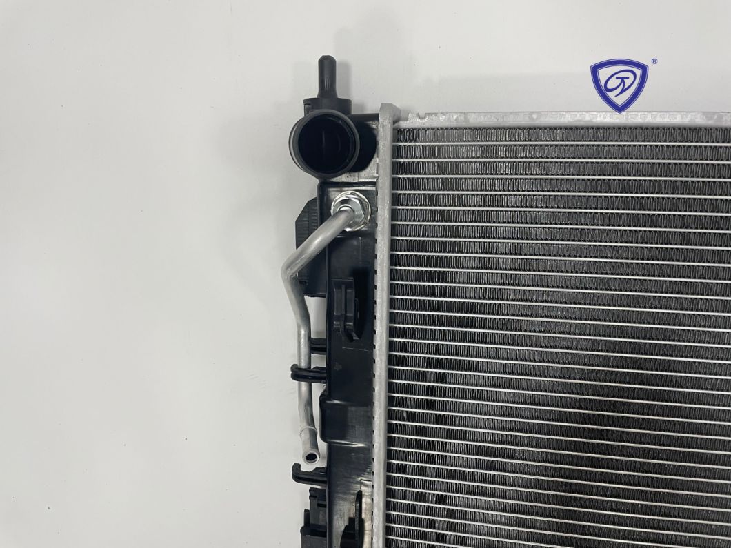 Auto Parts Aluminium Car Radiator for KIA K2-17-at OEM 25310-H2050