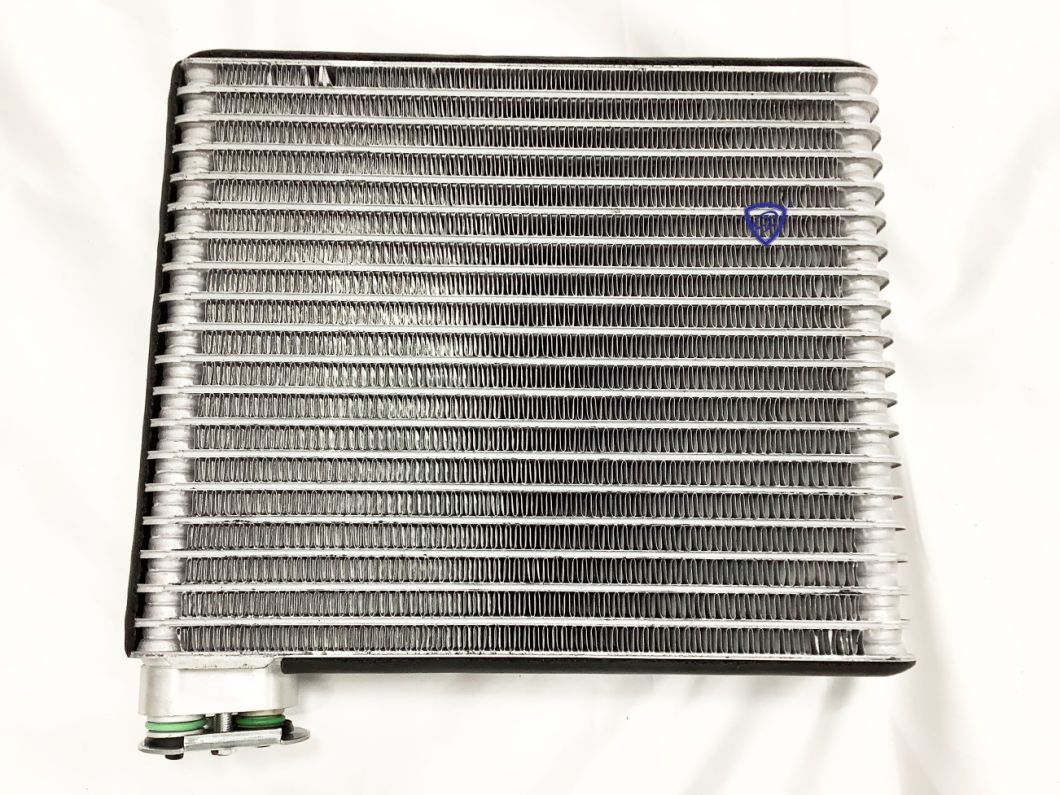 Car AC Evaporator Core for Gd1/Gd3/Gd6 Fit Hatchback / Hatchback