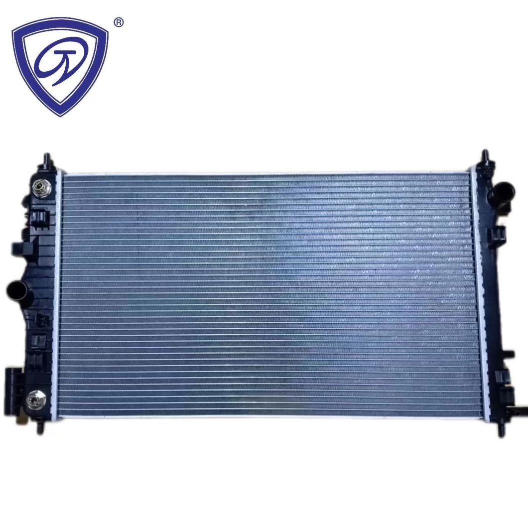 High Quality Auto Parts Radiator OEM 13247122 for Buick Regal′09- at