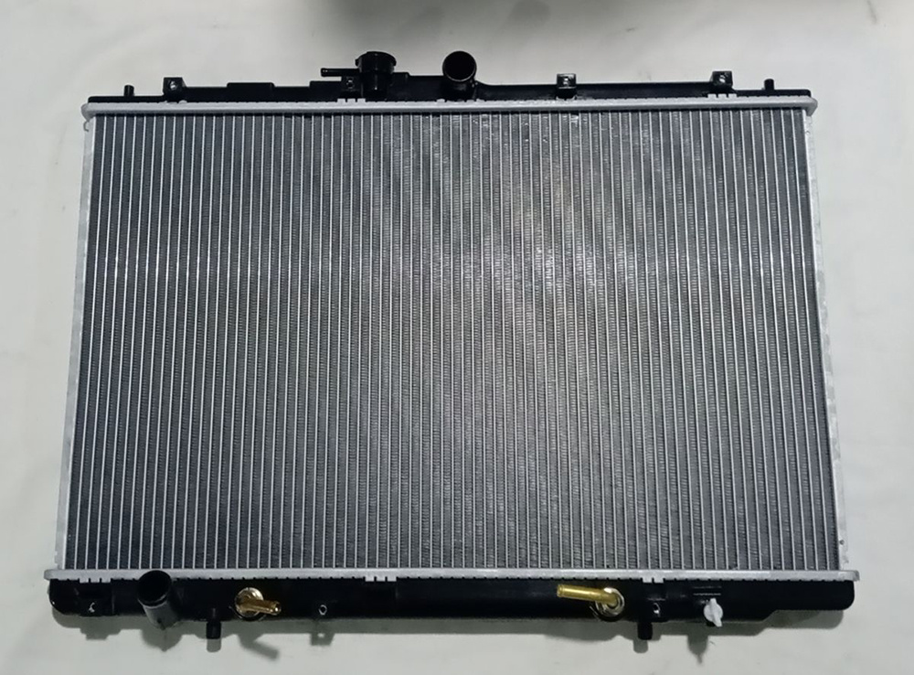 Odyssey Ra8/J30A at Auto Parts Cooling System Water Tank Aluminum Radiator OEM 19010-