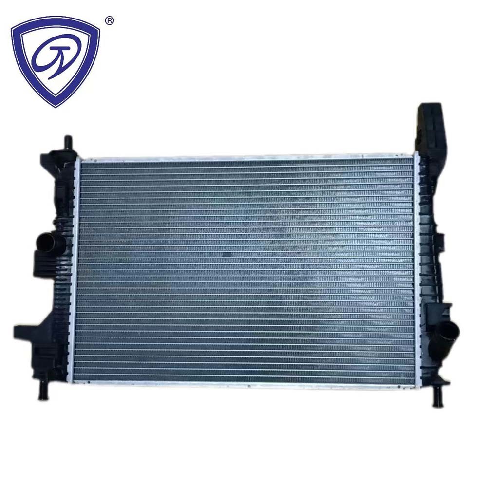 Aluminum Auto Parts Cooling System Water Tank Radiator OEM 1766348/CV618005va for Focus 1.0t 2010-Mt