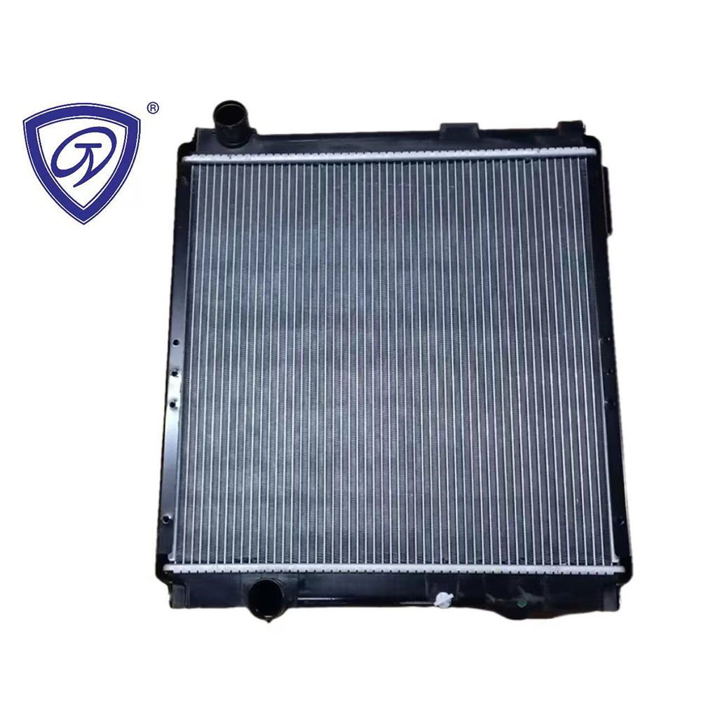 High Quality Manufacturer Wholesale Aluminum Auto Parts Cooling Radiator for Mitsubishi Canter 2008 Diesel Mt