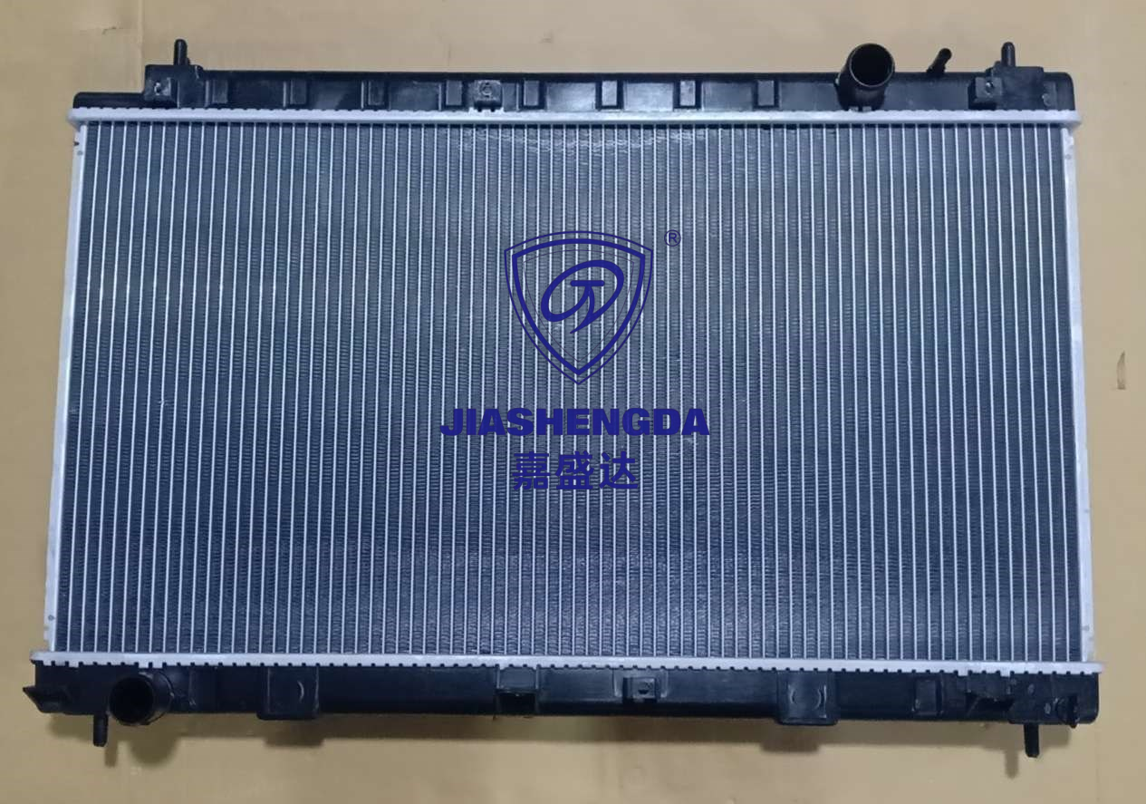 15 Luxgen Big 7 Atms Car Engine Cooling System Auto Spare Parts Aluminum Radiator