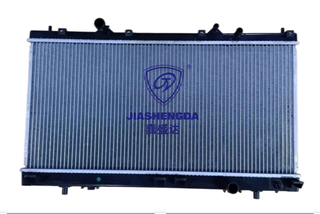 New High Quality Auto Spare Parts Byd Surui 1.5t Amt Engine Cooling System Aluminum Water Tank Radiator