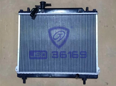 China Wholesale Auto Spare Parts Aluminum Radiator for Chery Q21